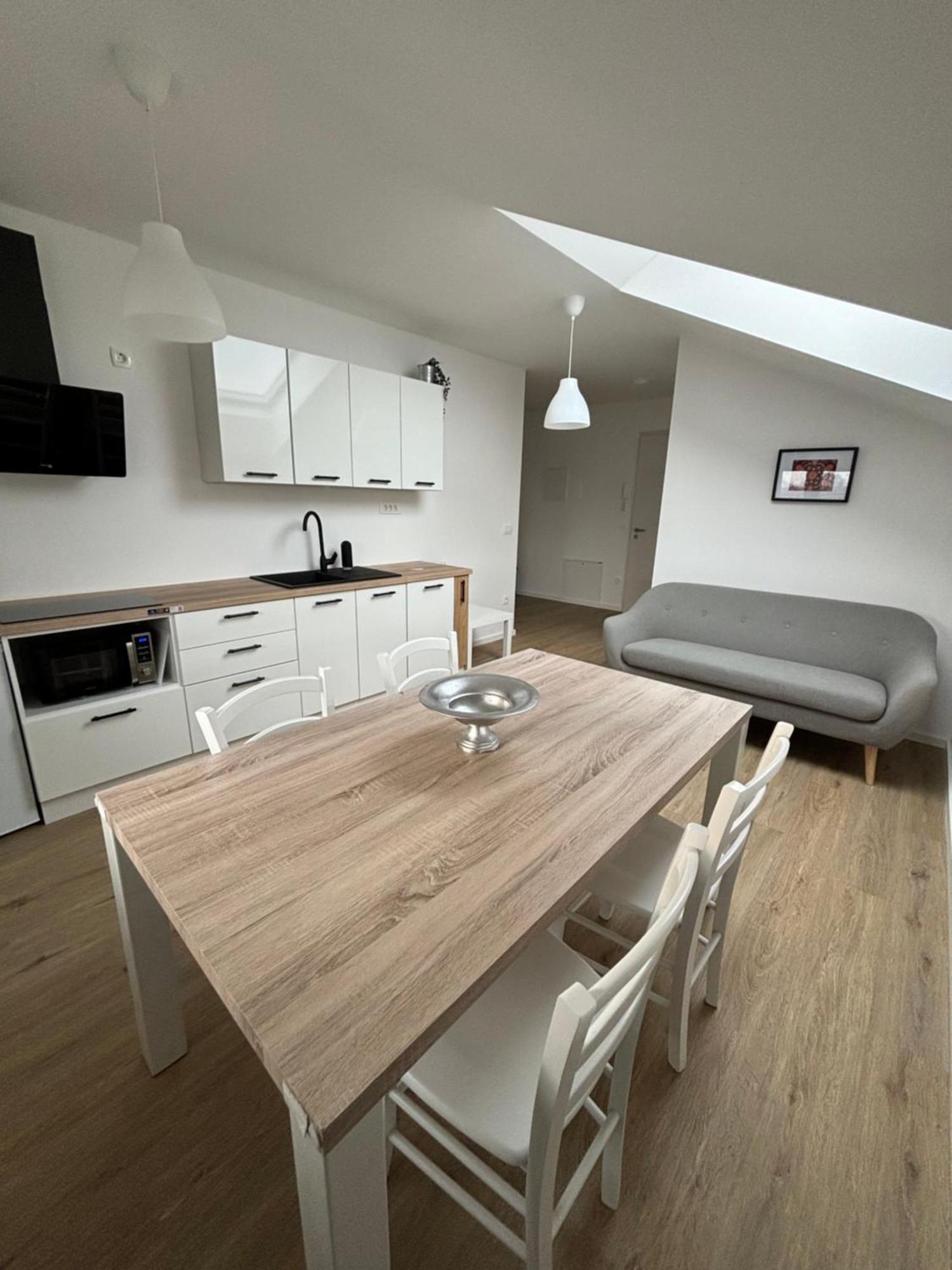 Apartmaji Cepon Apartment *