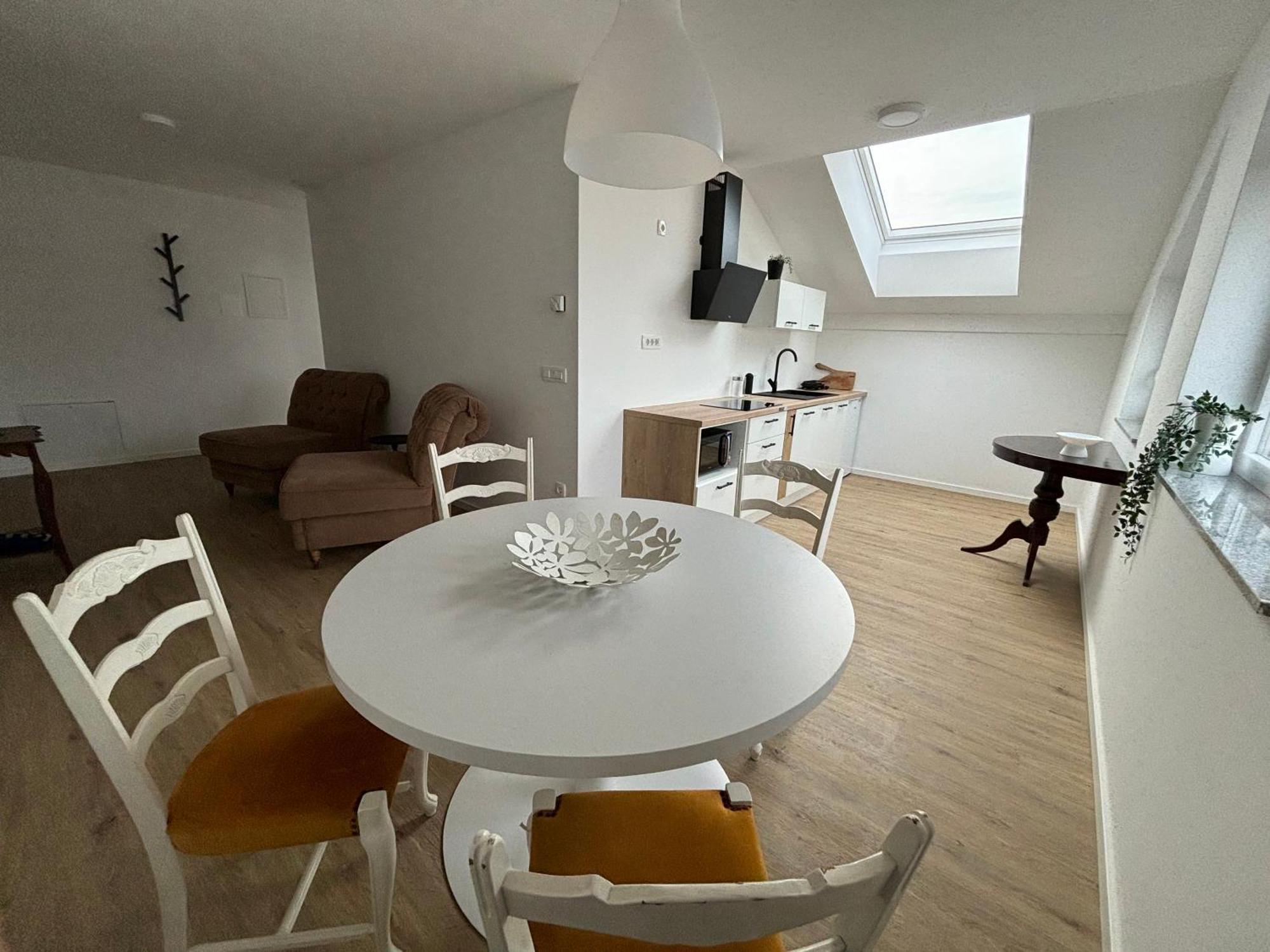 Apartmaji Cepon Apartment