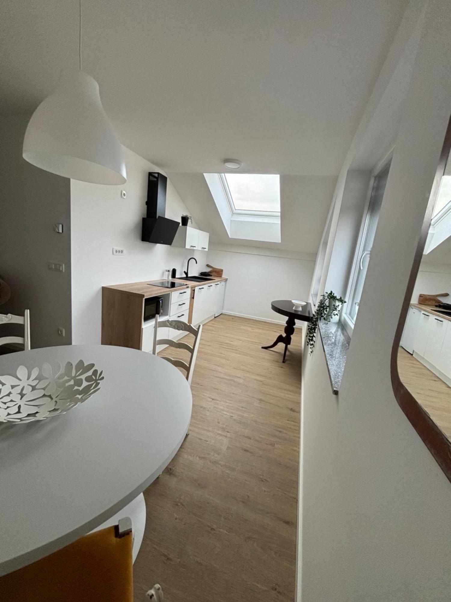 Apartmaji Cepon *