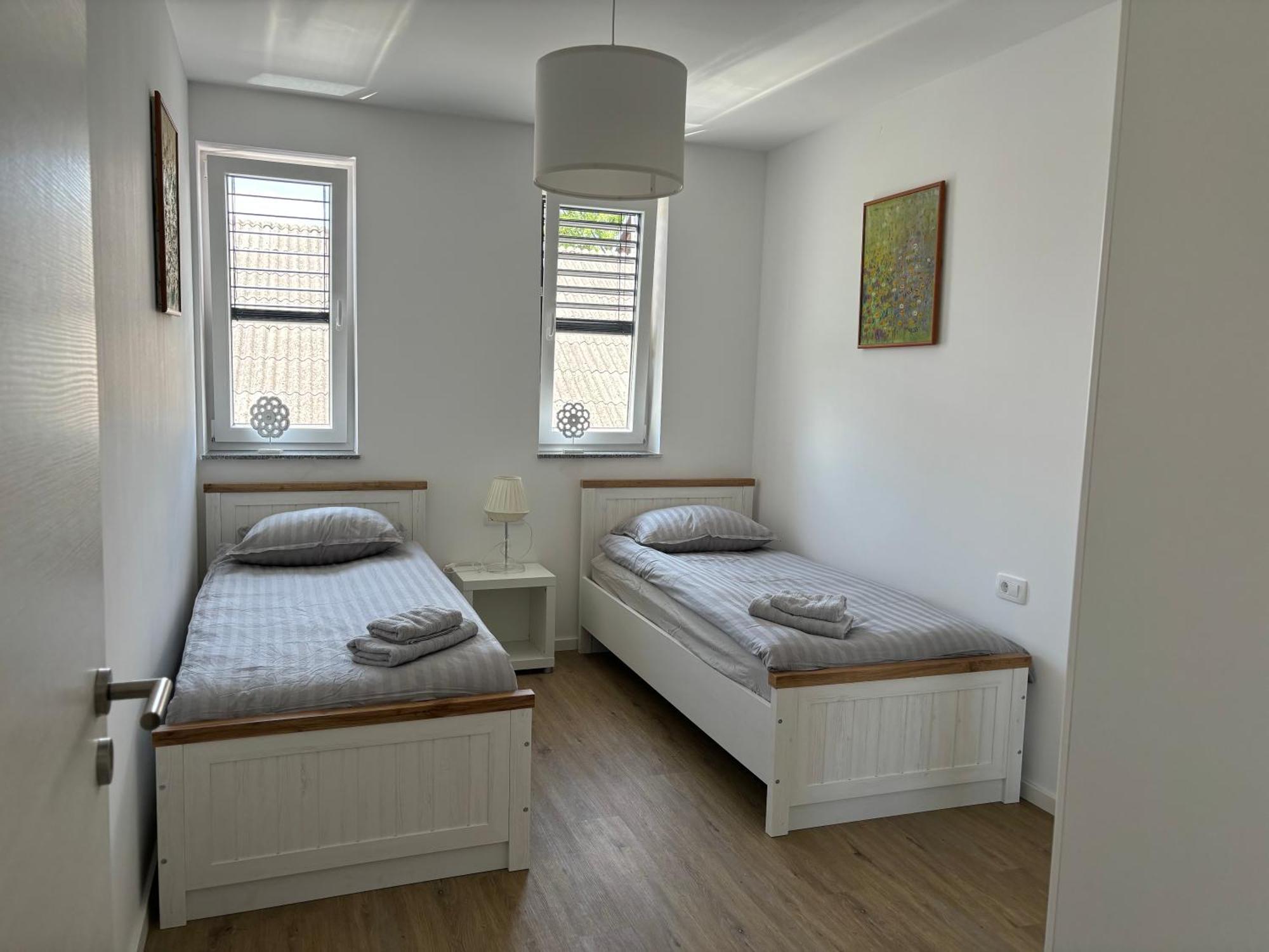 Apartmaji Cepon Apartment *